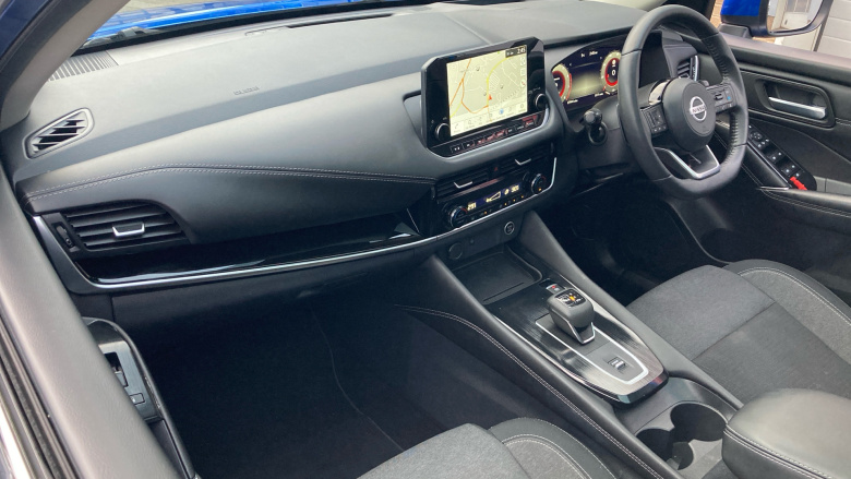 Nissan Qashqai 1.3 DiG-T MH 158 Premiere Edition 5dr Xtronic Petrol Hatchback